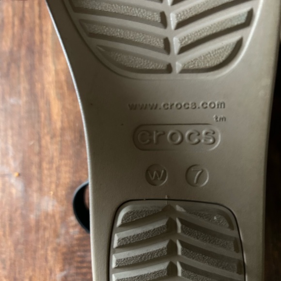 Lite Ride By Crocs Womens Brooklyn Low Wedge Sandals Size W7 Open-toe Black - Picture 7 of 8